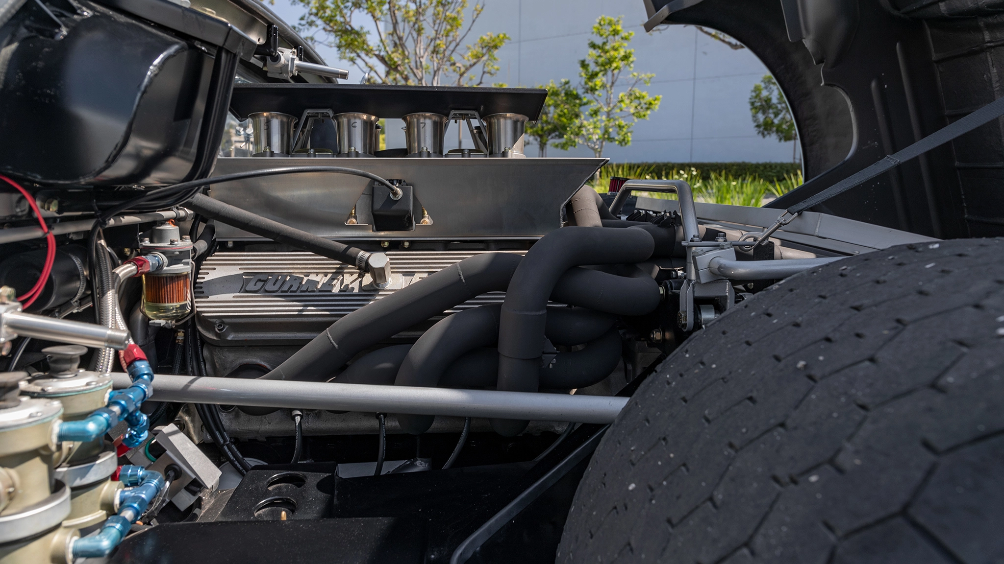 1969 Superformance Ford GT40 MKI Tool Room Replica 20 (1)